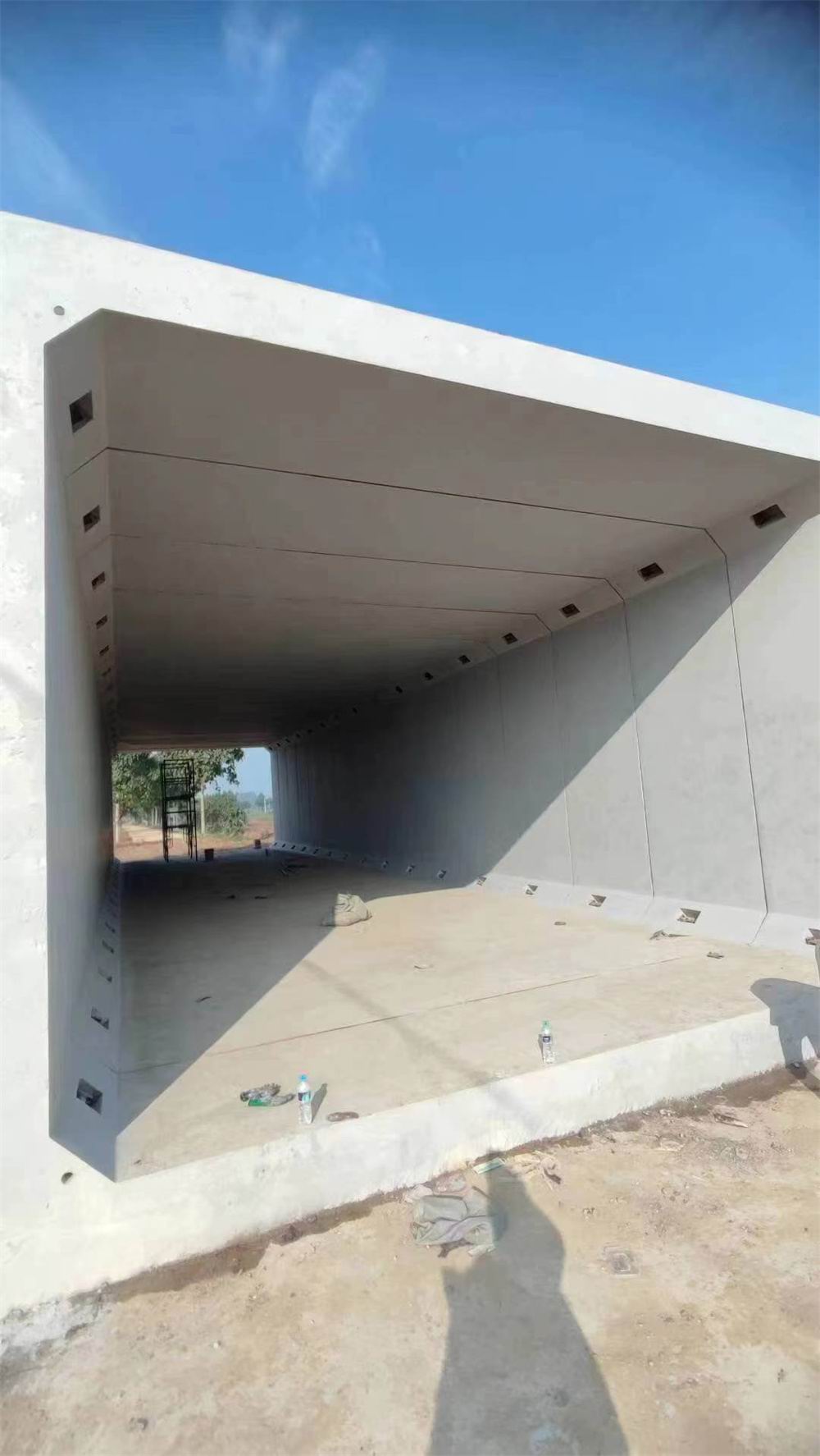 阳新高速民权段涵洞清水装饰