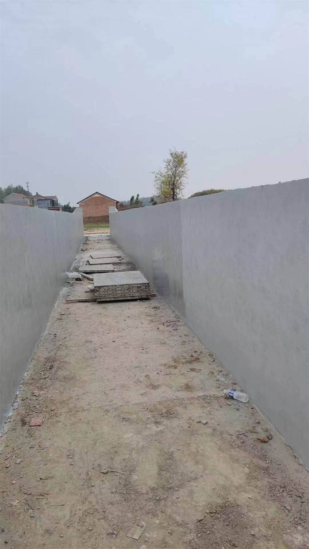 混凝土挡墙饰面